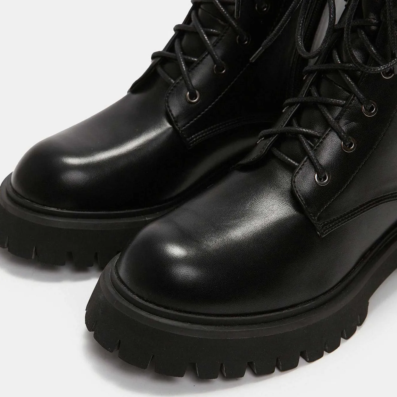 Anchor Black Military Lace Up Boots<KOI footwear