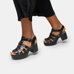 Black Chunky Platform Cleated Strappy Sandals<KOI footwear Best