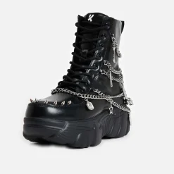 Boned Catch Black Mystic Charm Boots<KOI footwear New