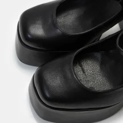 Darkbloom Black Platform Heels<KOI footwear Online