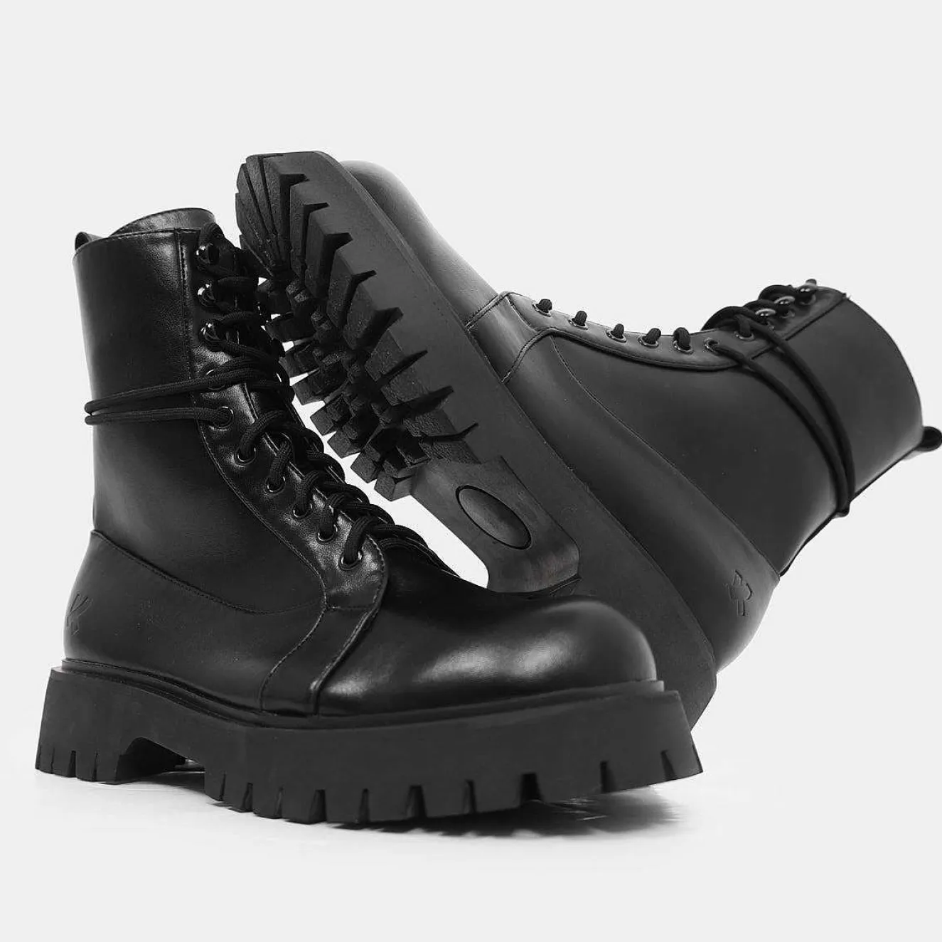 Electic Men'S Military Boots<KOI footwear
