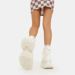 Gooey White Platform Boots<KOI footwear Best