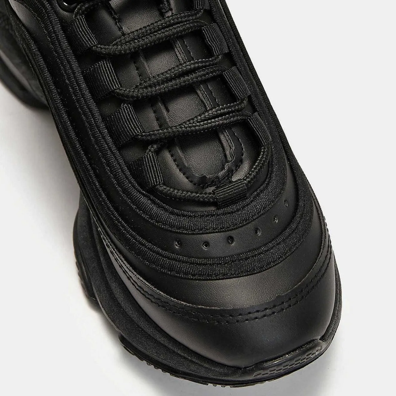 Lizzies V2 Black Extra Chunky Trainers<KOI footwear