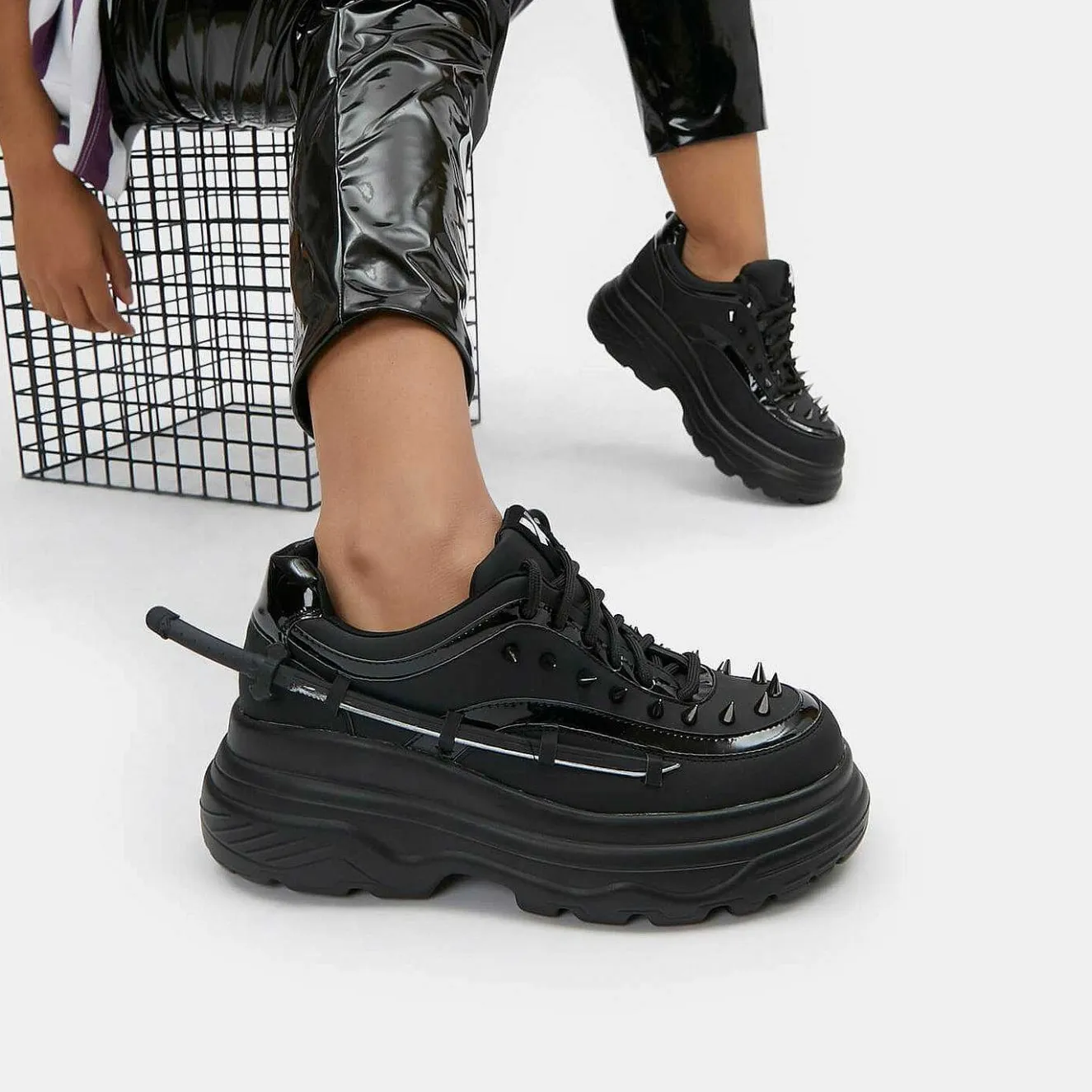 Takeda Sword Trainers<KOI footwear Sale