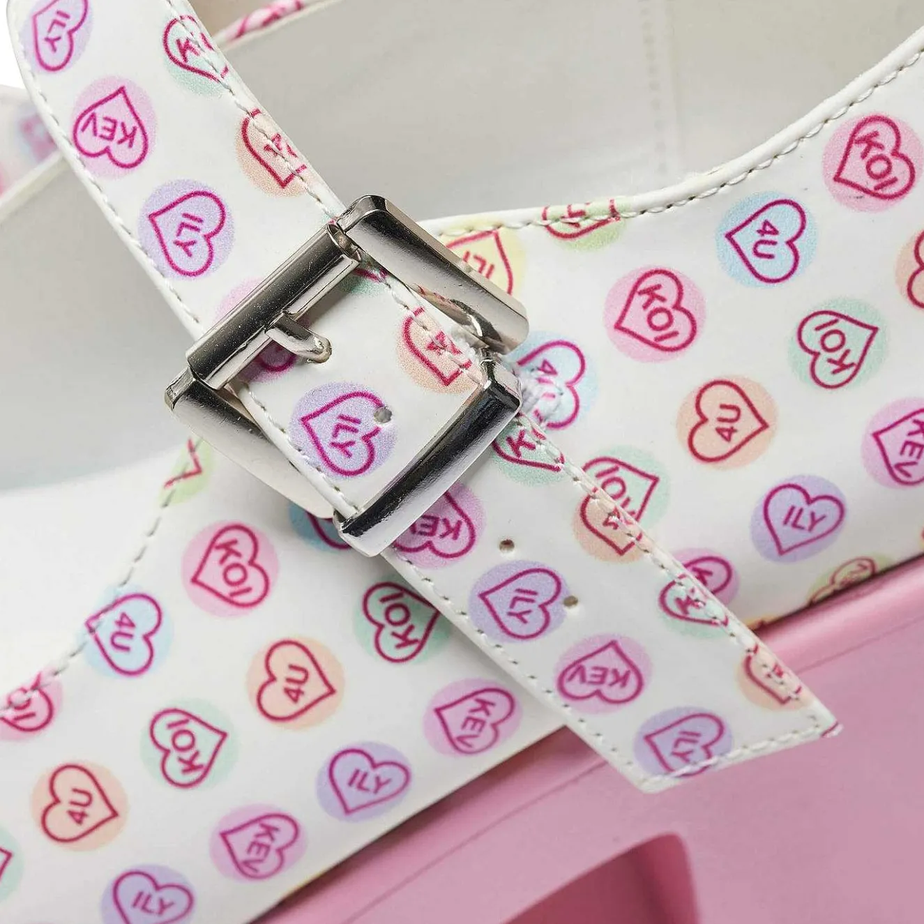 Tira Mary Janes 'Koi Love Hearts Edition'<KOI footwear Online